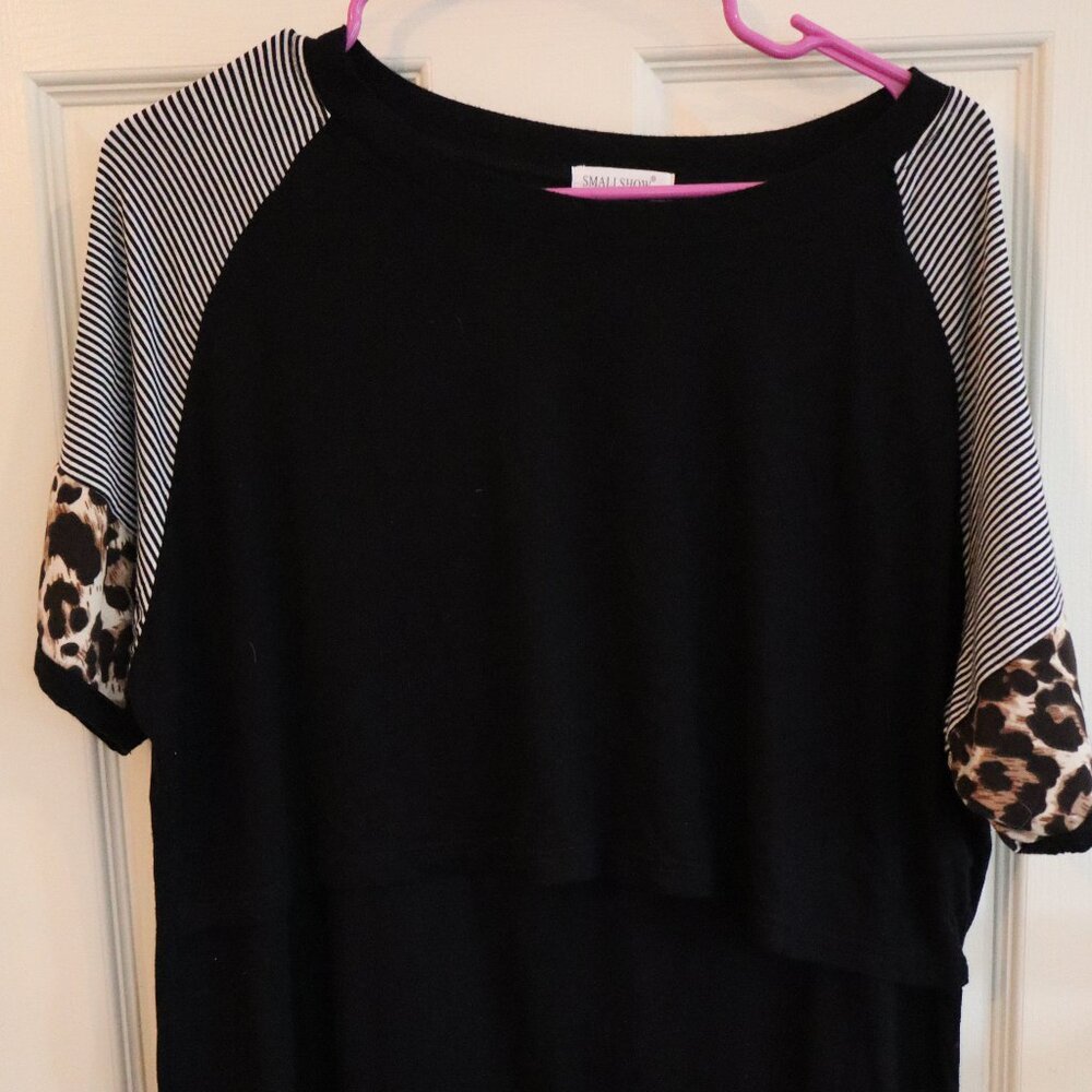 Black Nursing Top XXL with stripes and cheetah print accents